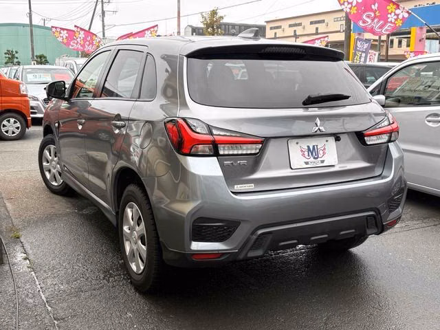 MITSUBISHI RVR