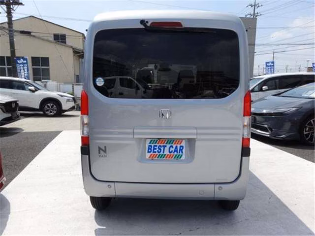 HONDA N-VAN
