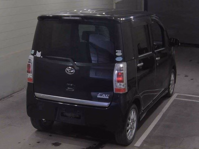 DAIHATSU TANTO EXE
