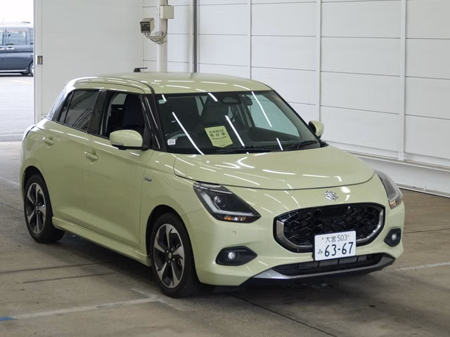 SUZUKI SWIFT