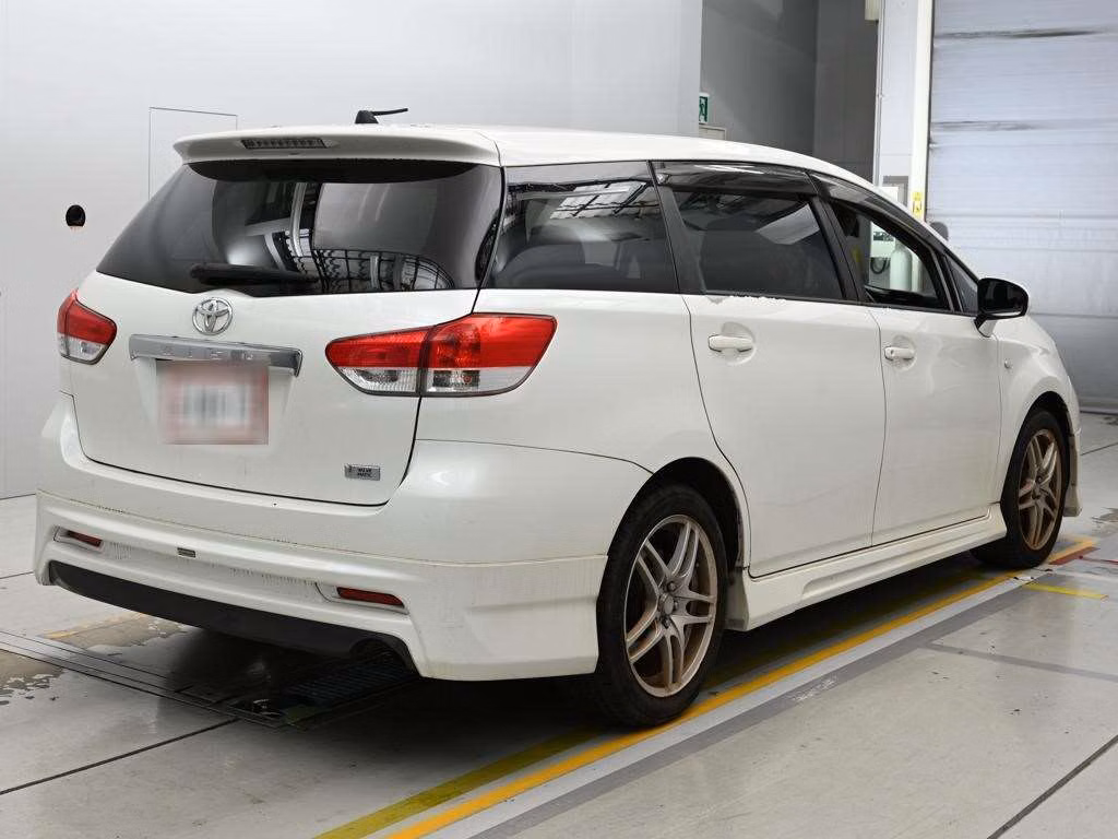 TOYOTA WISH