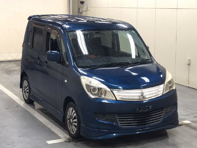 MITSUBISHI DELICA D:2