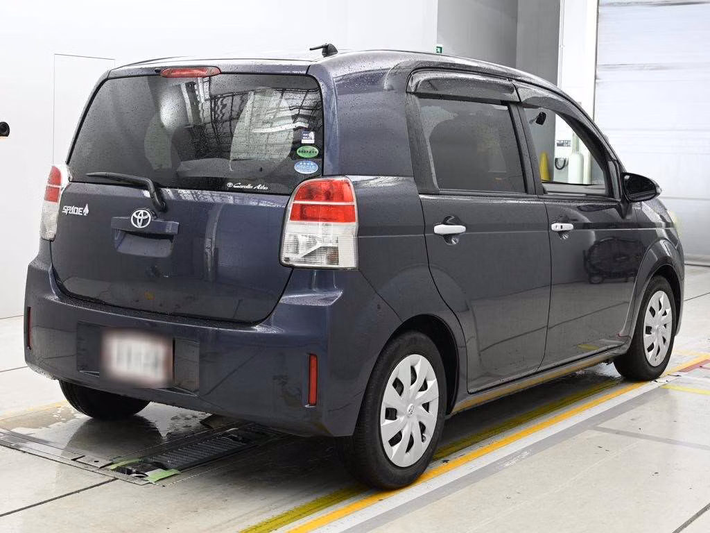TOYOTA SPADE