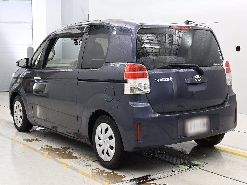 TOYOTA SPADE