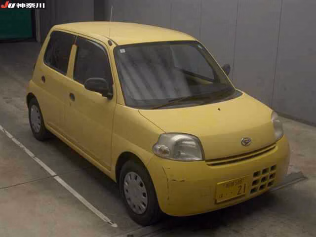 Daihatsu Esse