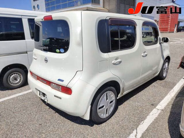 NISSAN CUBE