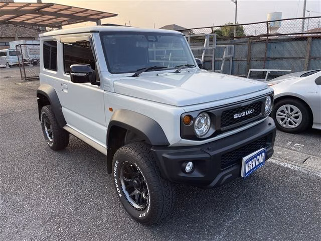 SUZUKI JIMNY SIERRA