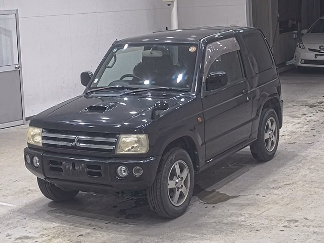 MITSUBISHI PAJERO MINI