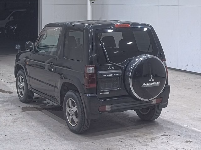 MITSUBISHI PAJERO MINI