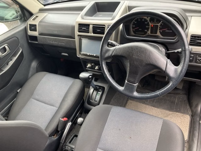 MITSUBISHI PAJERO MINI