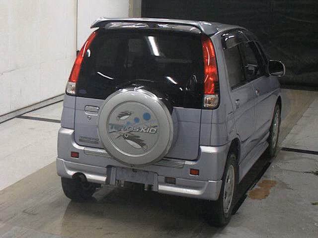 DAIHATSU TERIOS KID