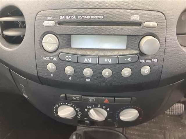 DAIHATSU ESSE