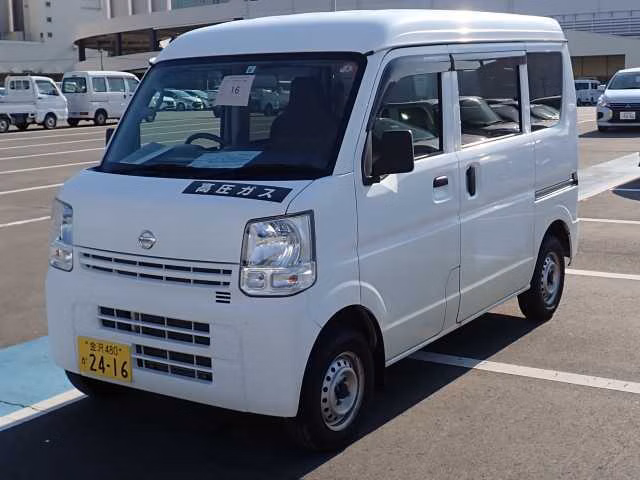 NISSAN NV100 CLIPPER