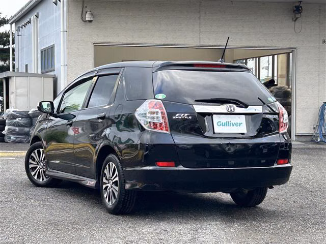 HONDA FIT SHUTTLE
