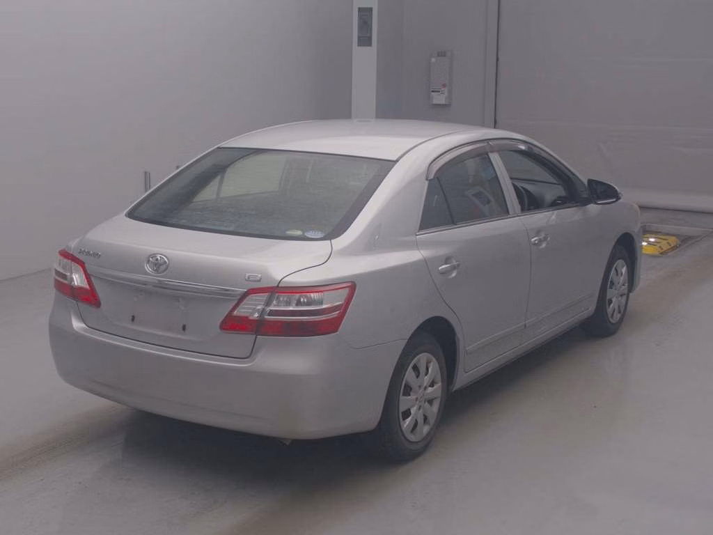 TOYOTA PREMIO