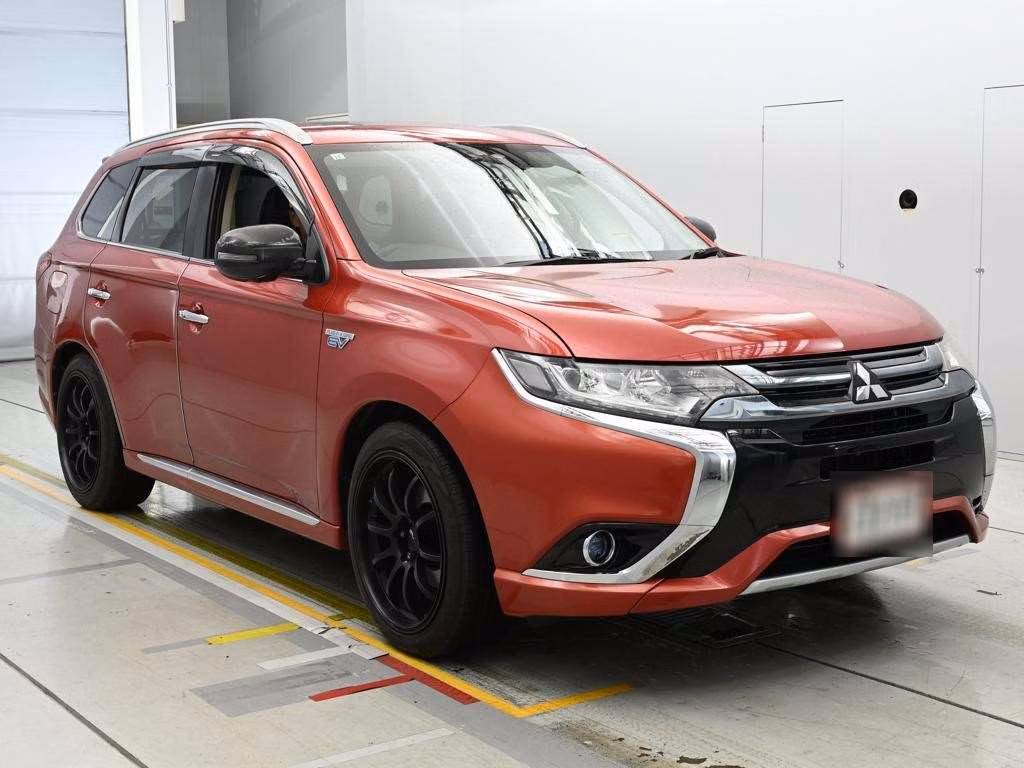 MITSUBISHI OUTLANDER