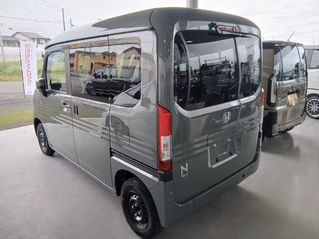 HONDA N-VAN