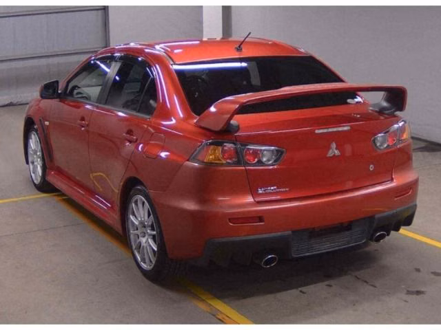 MITSUBISHI LANCER EVOLUTION