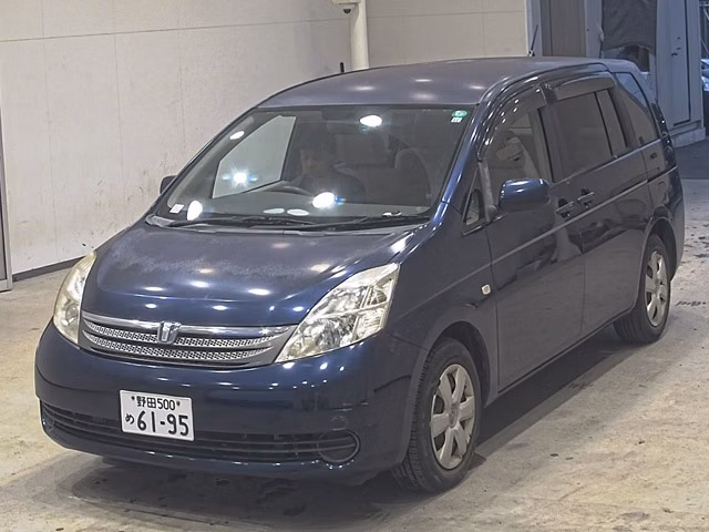 TOYOTA ISIS
