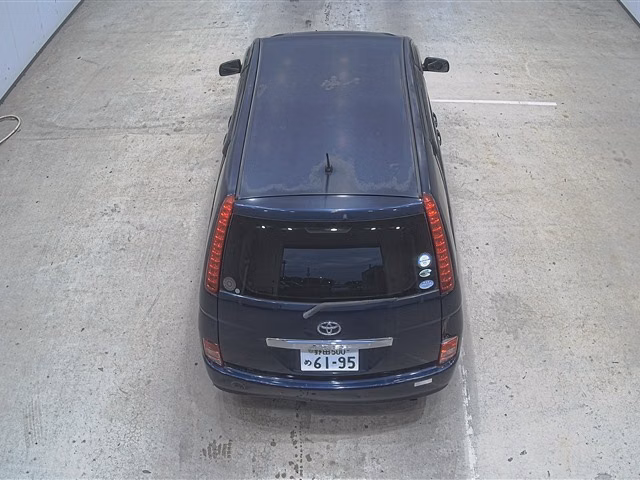 TOYOTA ISIS