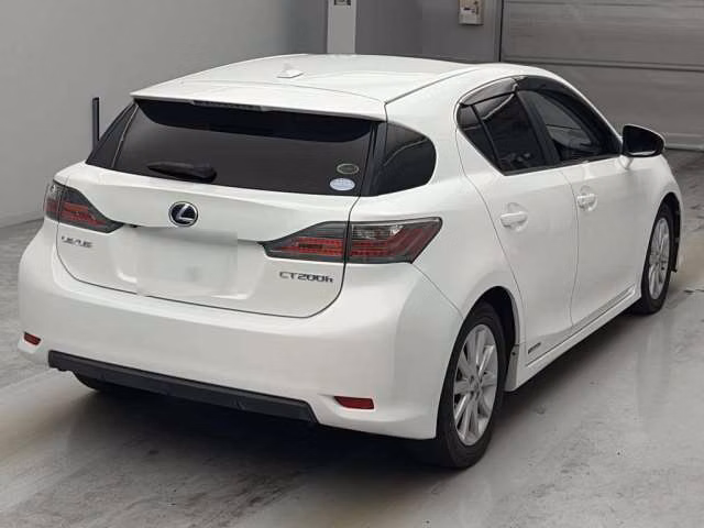LEXUS CT200H