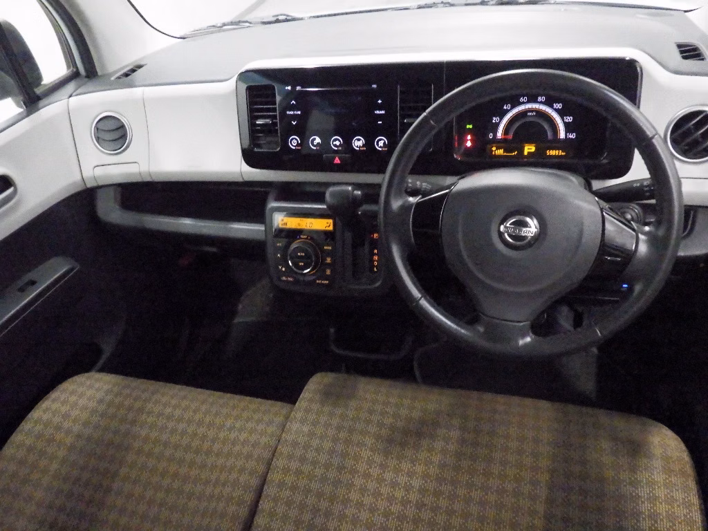 NISSAN MOCO