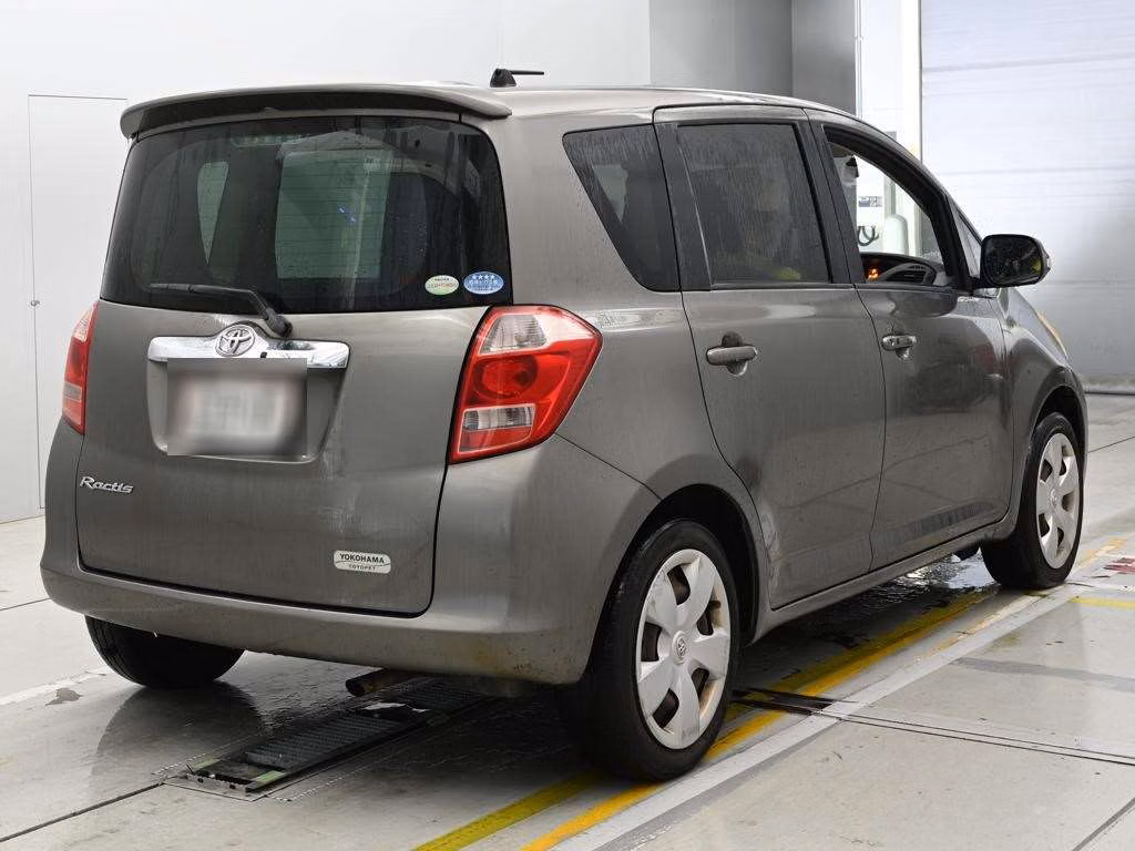TOYOTA RACTIS