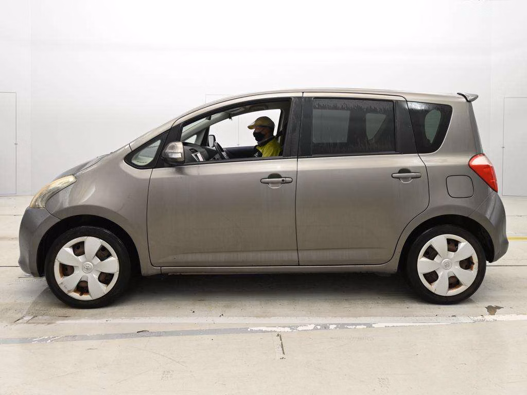 TOYOTA RACTIS