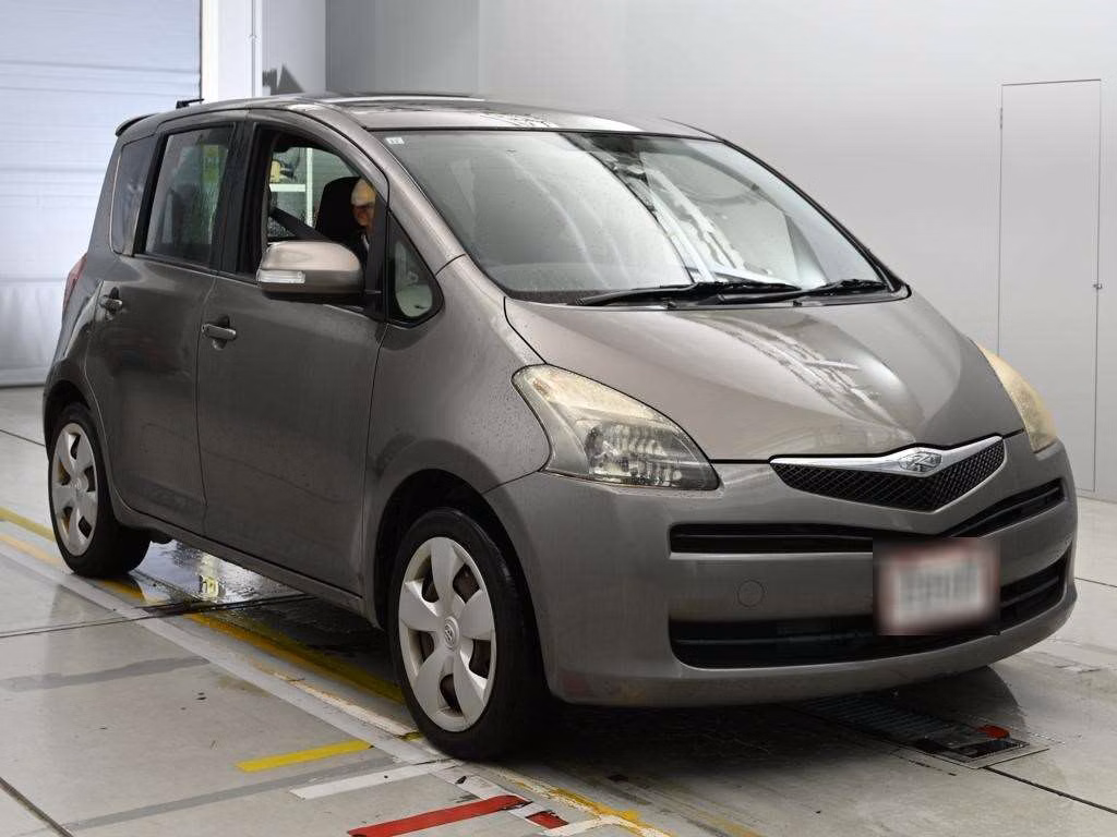 TOYOTA RACTIS
