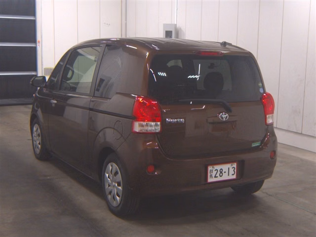 TOYOTA PORTE