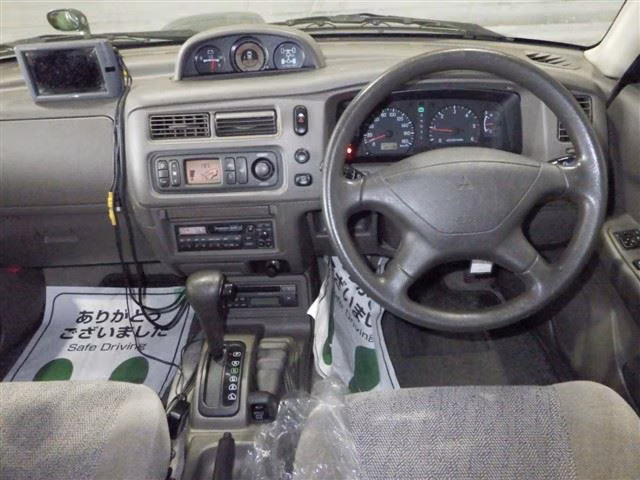 MITSUBISHI CHALLENGER