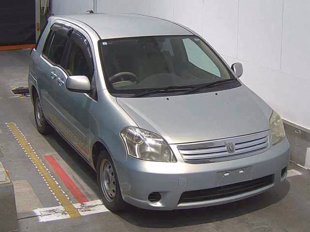 TOYOTA RAUM