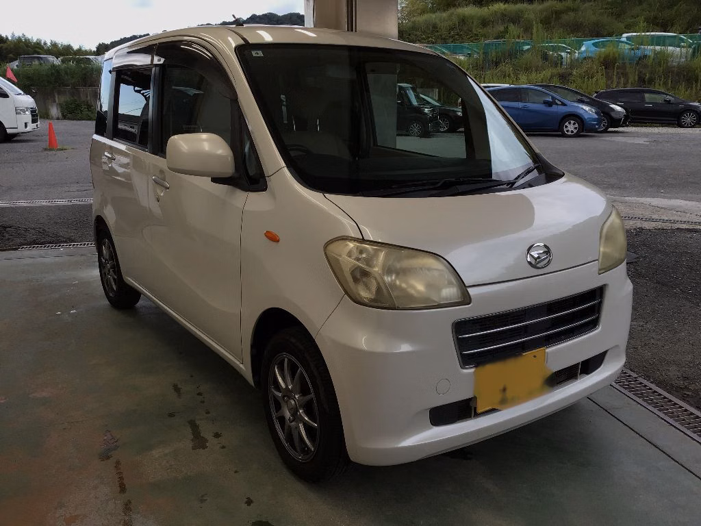 DAIHATSU TANTO EXE