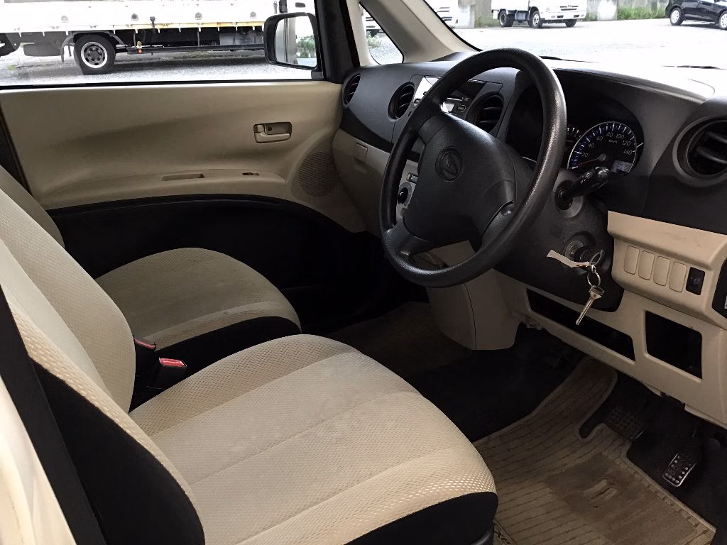 DAIHATSU TANTO EXE
