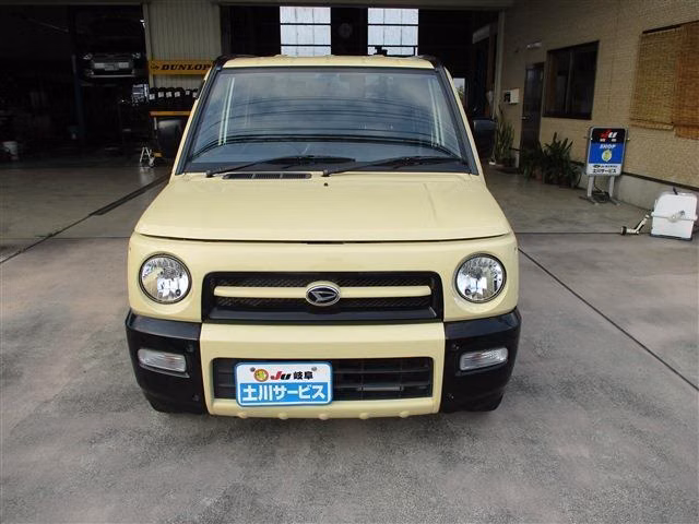 DAIHATSU NAKED