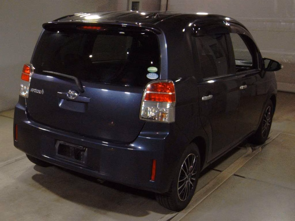 TOYOTA SPADE