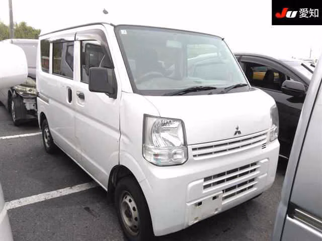 MITSUBISHI MINICAB