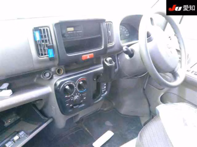 MITSUBISHI MINICAB