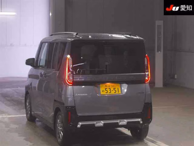 MITSUBISHI DELICA MINI