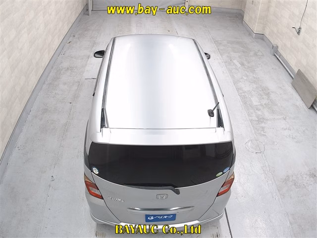 HONDA FREED SPIKE