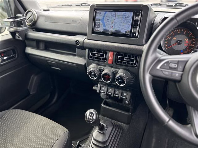 SUZUKI JIMNY