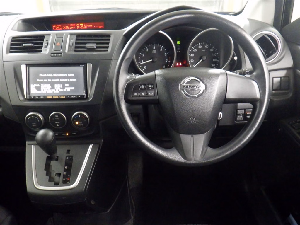NISSAN LAFESTA