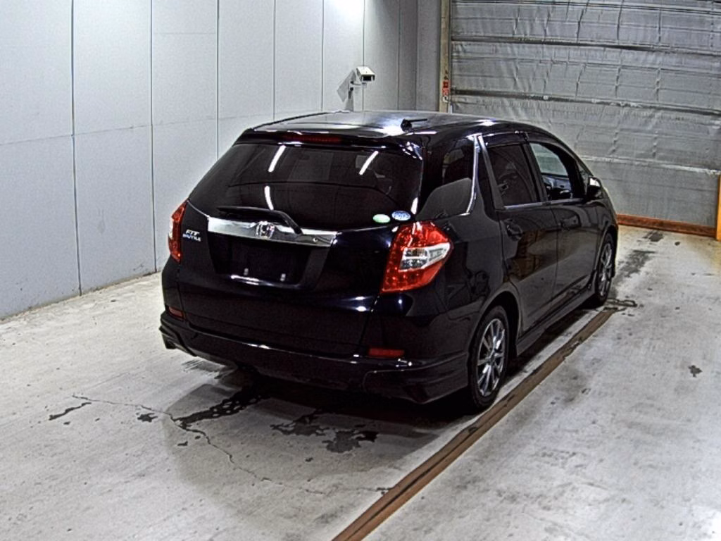 HONDA FIT SHUTTLE