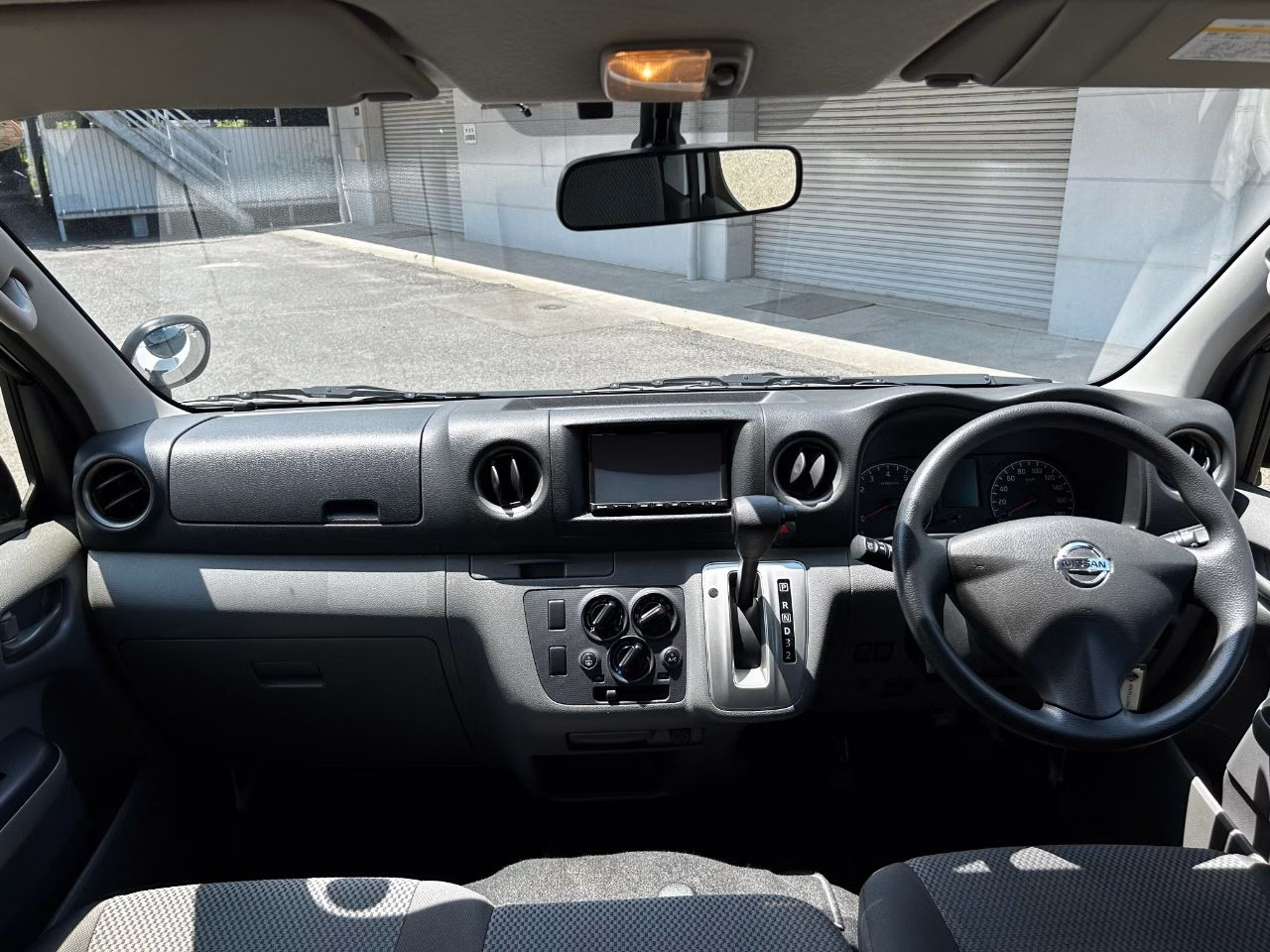 NISSAN NV350 CARAVAN