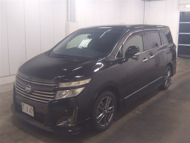 NISSAN ELGRAND