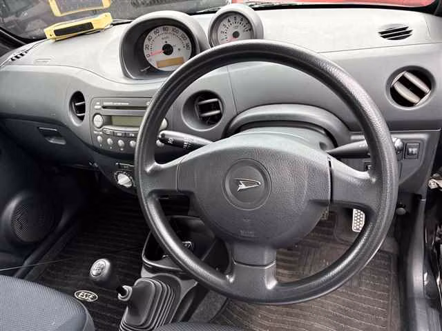 DAIHATSU ESSE
