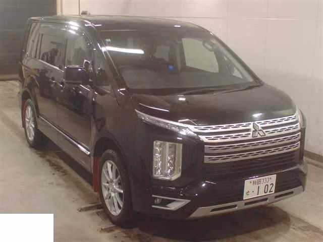 Mitsubishi Delica D:5