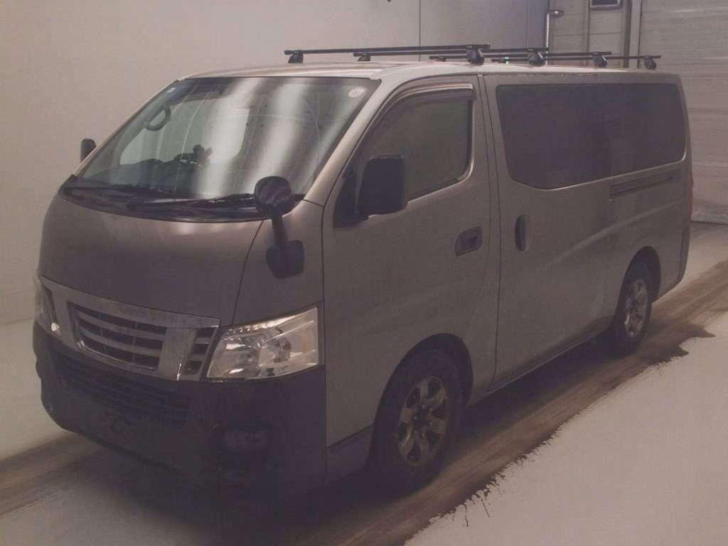 NISSAN NV350 CARAVAN
