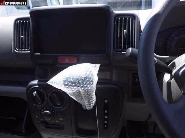 MITSUBISHI MINICAB