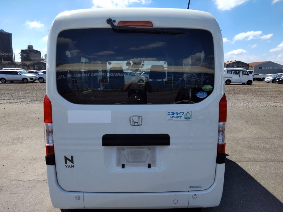 HONDA N-VAN